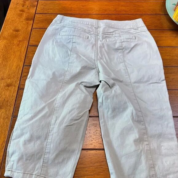 NWOT Style & Co. Tan Caro Shorts Size 4P #SUM8 - Picture 6 of 6